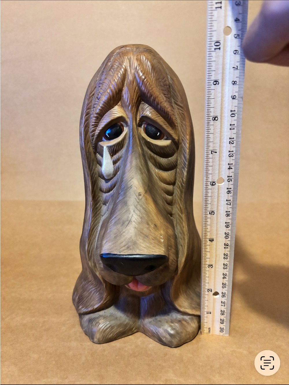 Crying Dog Basset Hound Chalkware Coin Bank. 10.5”x5.5”x5.75”. - Picture 5 of 5